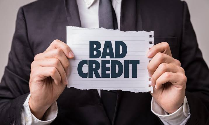 How Long Does Bad Credit Stay on Your Report? (And How to Bounce Back Faster)